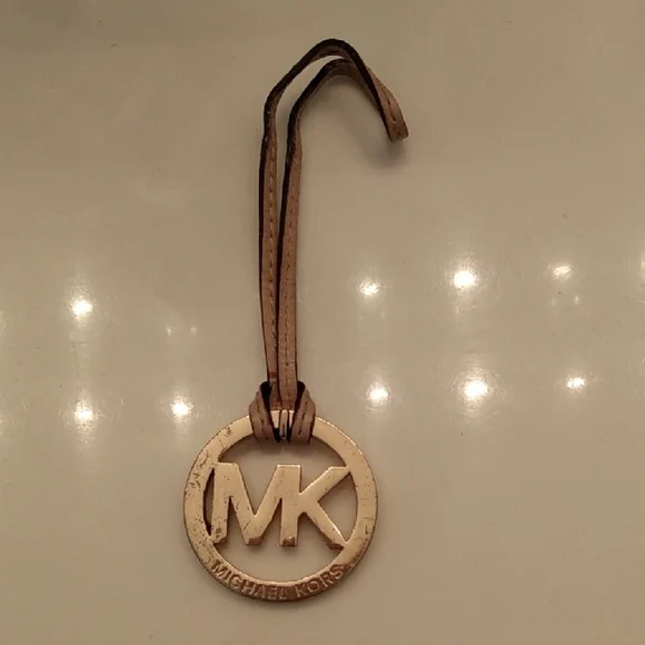 Michael Kors Bag Fob Purse Tag - Picture 10 of 10